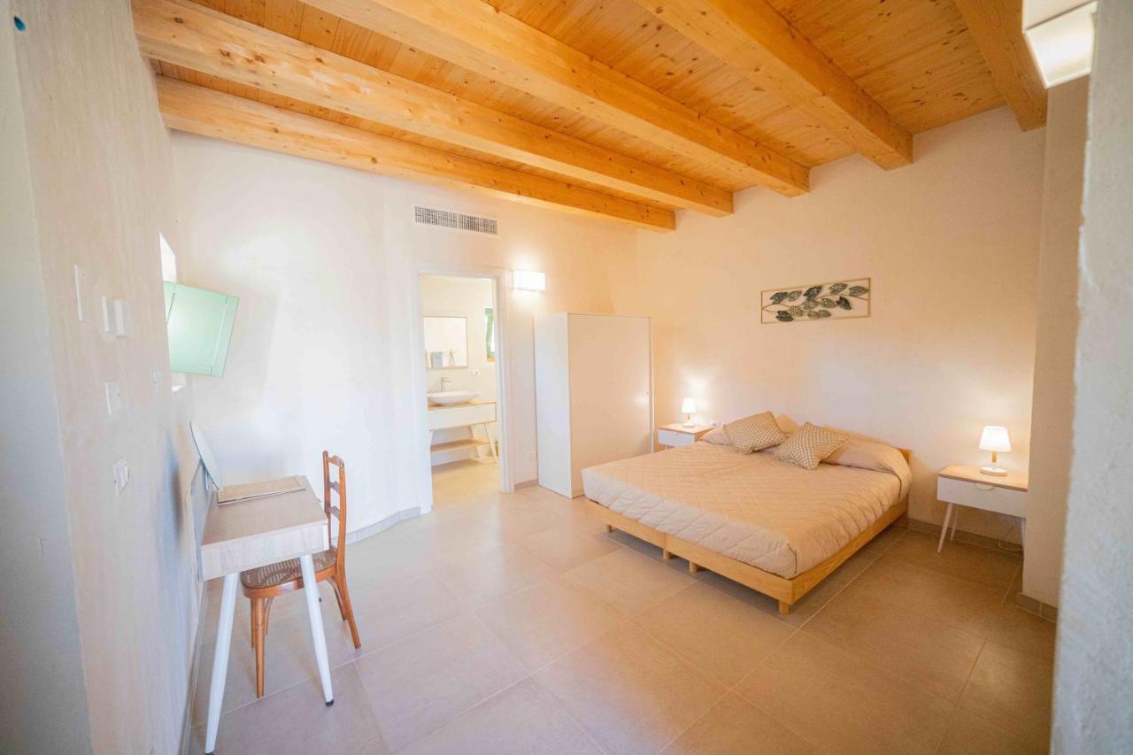 Il Fiore Della Vita Trulli Country House 孔韦尔萨诺 外观 照片